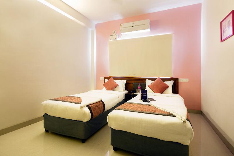 Fabhotel Evlewt Omr Siruseri Luaran gambar
